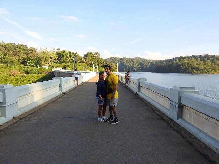 munnar couple sightseeing