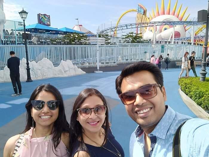 isha aggarwal hong kong family trip: ocean park rides