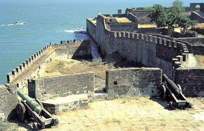 Witness the Sea view from one of the best places to visit in Daman at Moti Daman Fort
