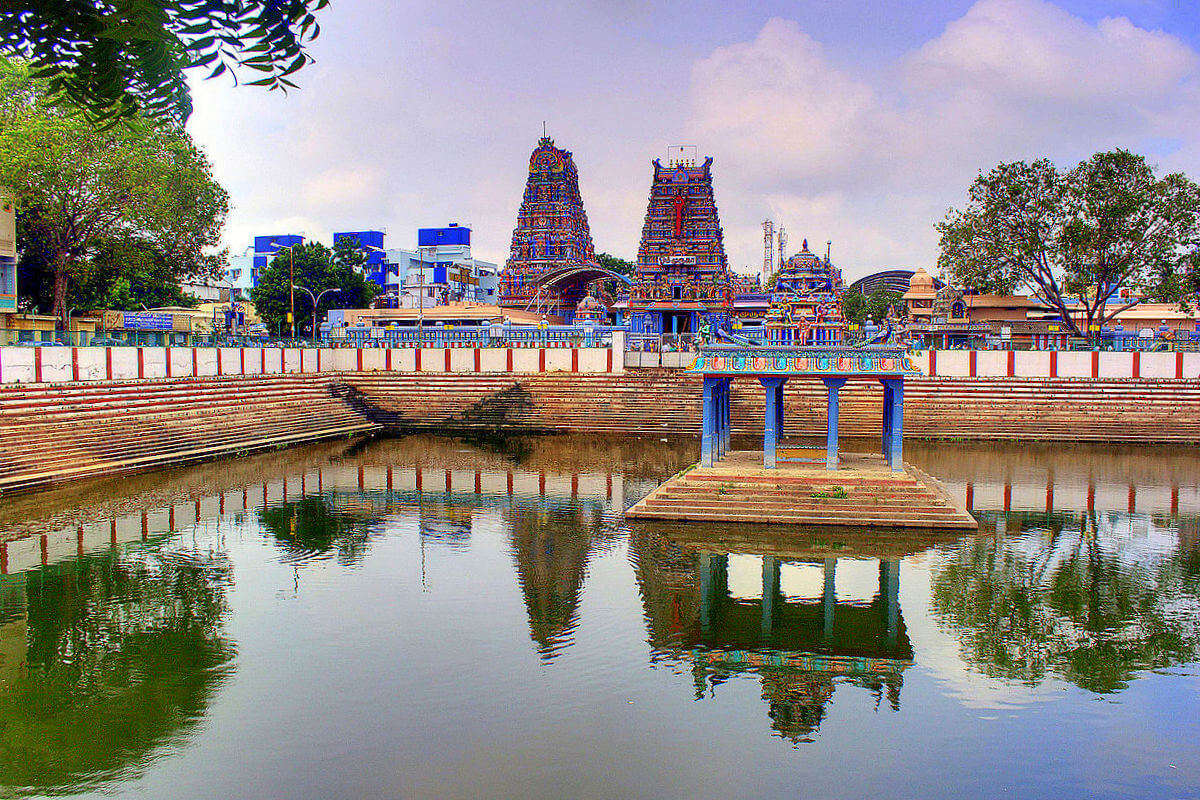 Sri Vadapalani Andavar Temple