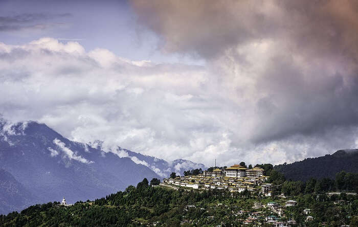 arunachal pradesh tibetan monastery
