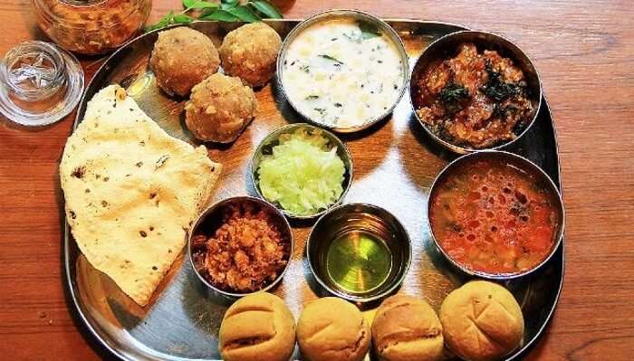 15 Indian Cities And Their Famous Dishes