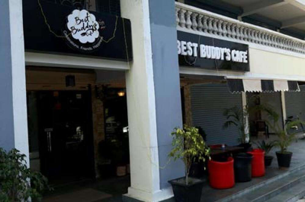 Best Buddy’s Restro Café kb6592
