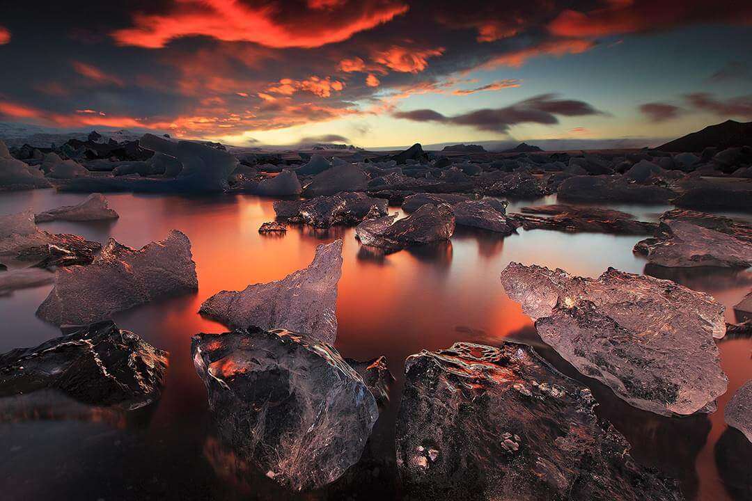 beautiful glacier lagoon at night