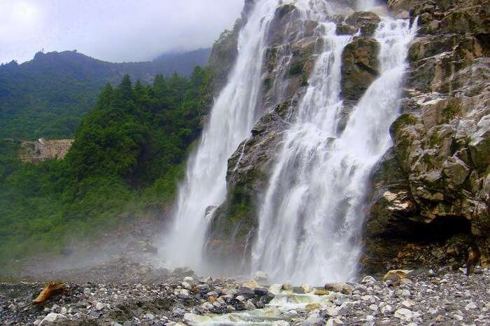 Witness the beauty of one of the gorgeous tourist places in Assam at Kakochang Waterfalls