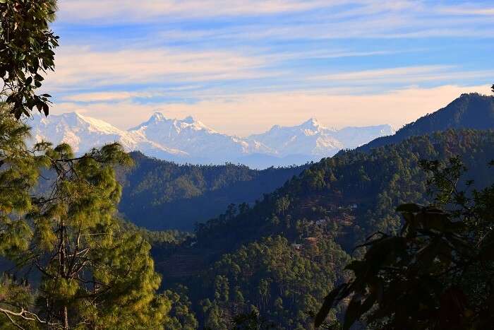 travel | Mountain Resort Khali Estate in Uttarakhand's Binsar Wildlife  Sanctuary is a heritage stay in the Kumaon Himalayas - Telegraph India