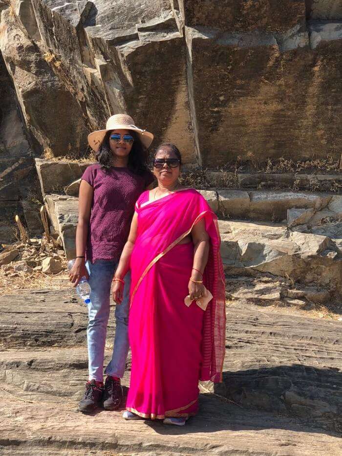 radha and her mother in Kumbhalgarh Fort