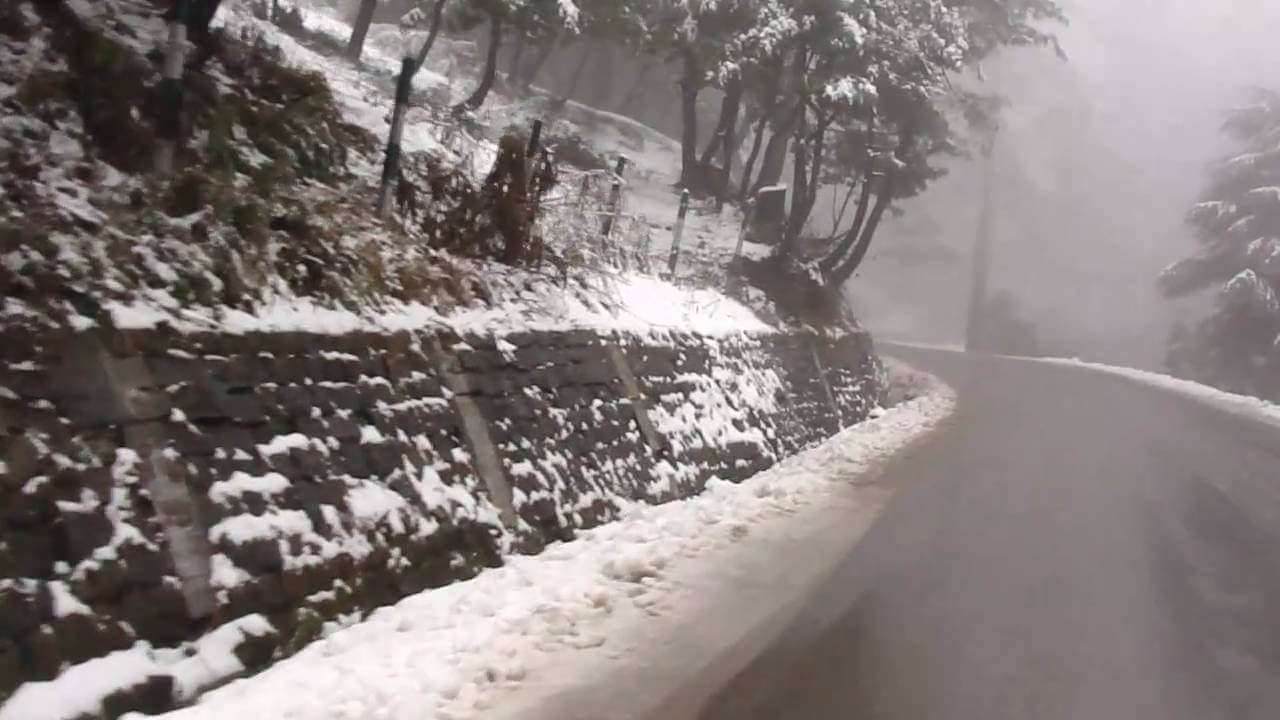 snowfall in kashmir