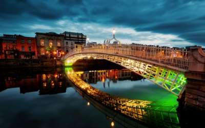 Ha’penny Bridge in Dublin