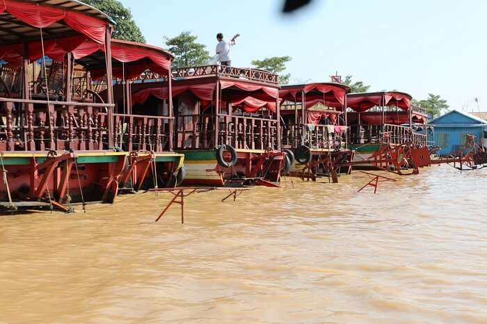 floating village in vietnam