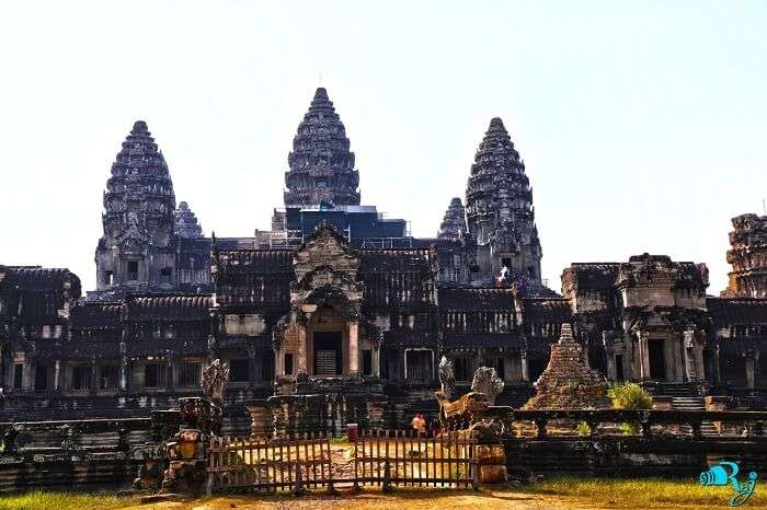 angkor wat temple view