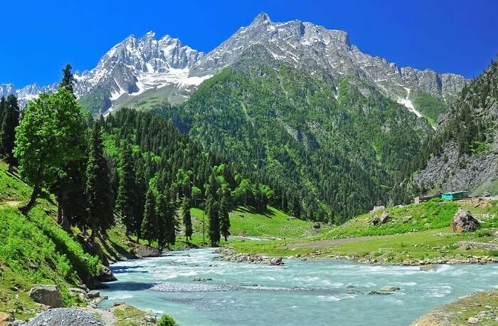 places to visit from srinagar to sonmarg