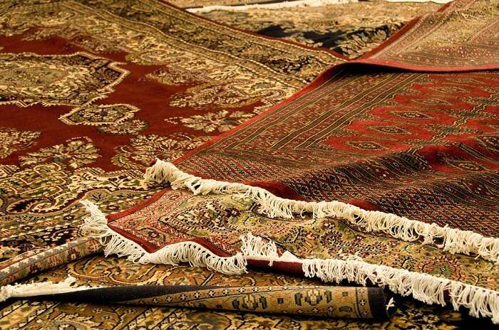 Carpets In Srinagar