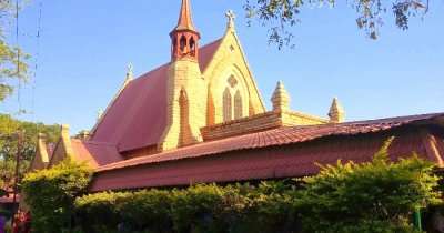 arches of beautiful churches
