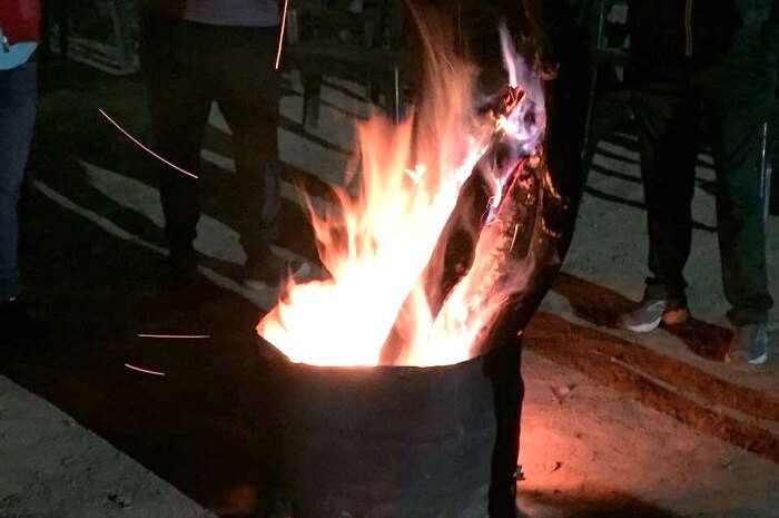priha dhanaulti weekend trip: bonfire