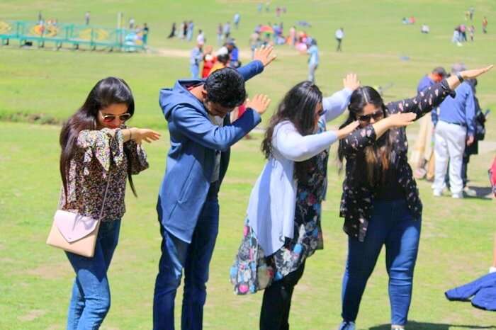 friends do the dab in khajjiar