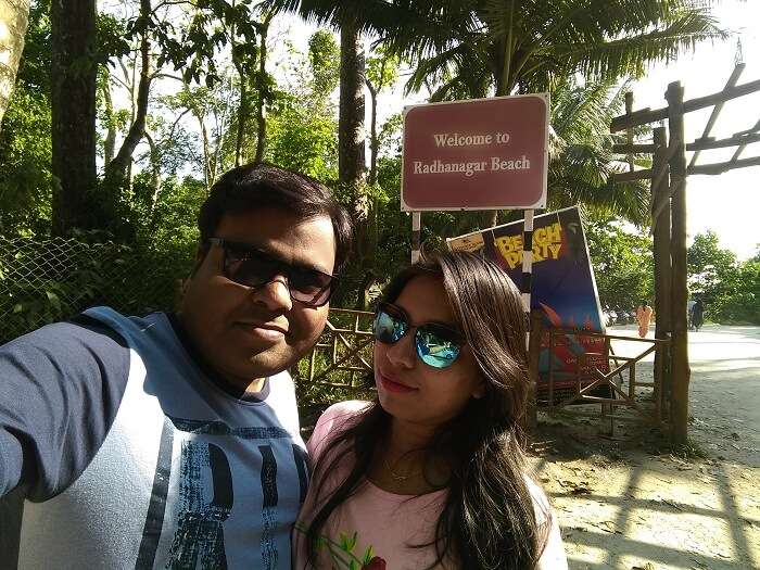 couple at radhanagar beach andaman