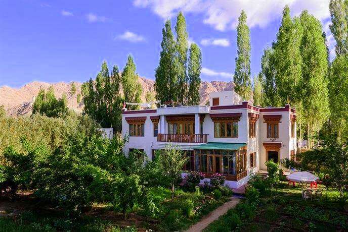 stay in ladakh at Niri-La Ladakh Guest House