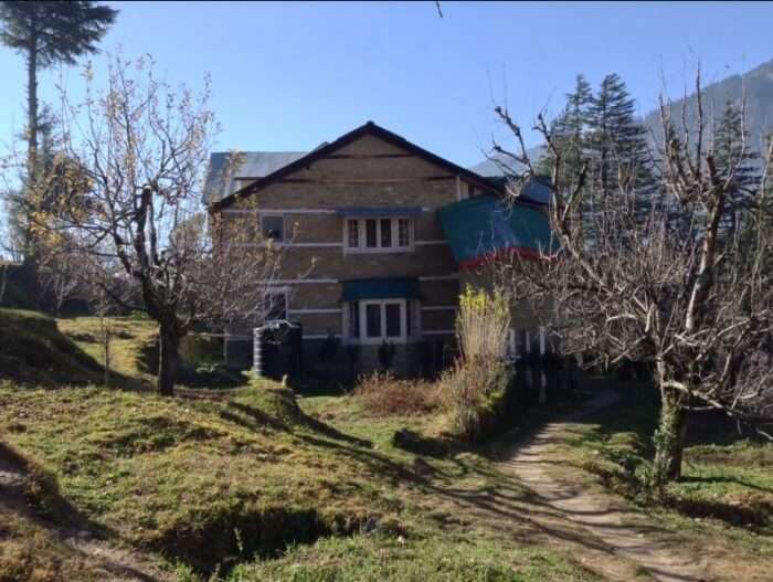 Pir Panjal homestay in Manali