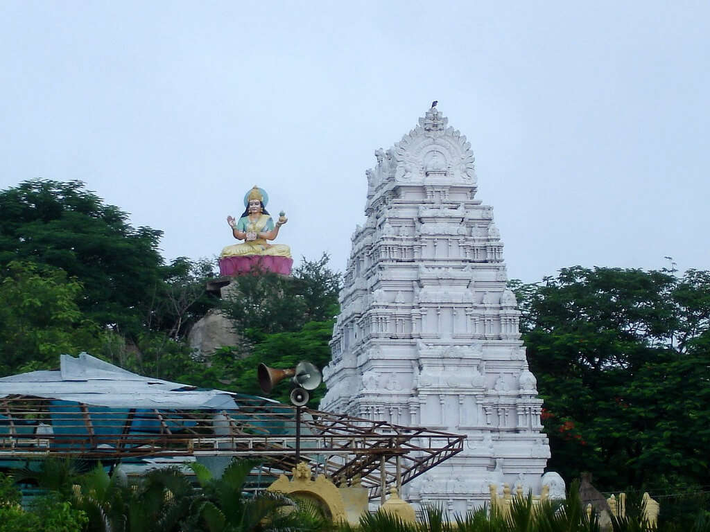 Sri Gnana Saraswati Temple