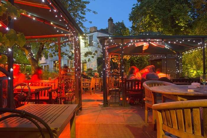 The Spaniards Inn seating area in london