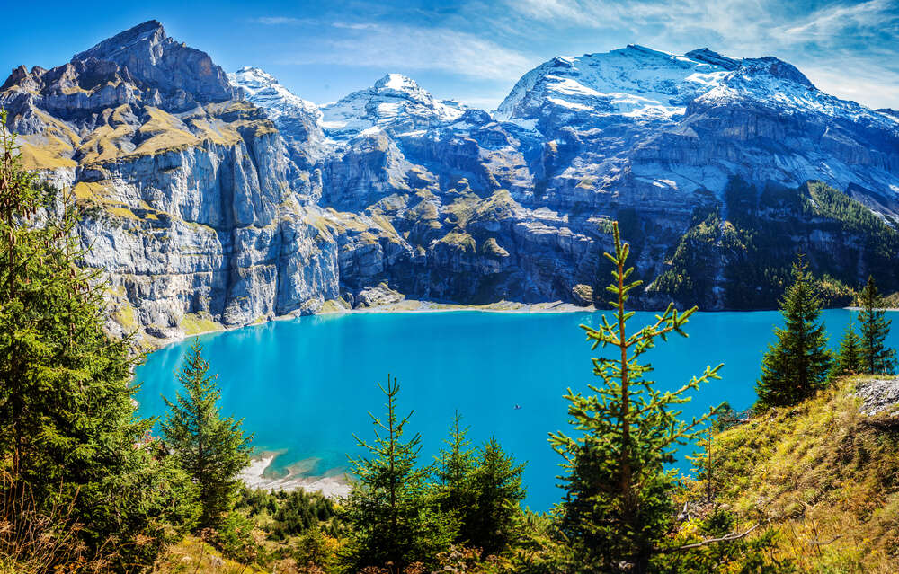 10 Surreal Lakes In Switzerland That Are Absolute Natural ...