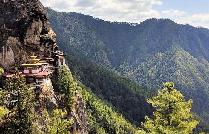 Trek to Taktsang monastery in Bhutan