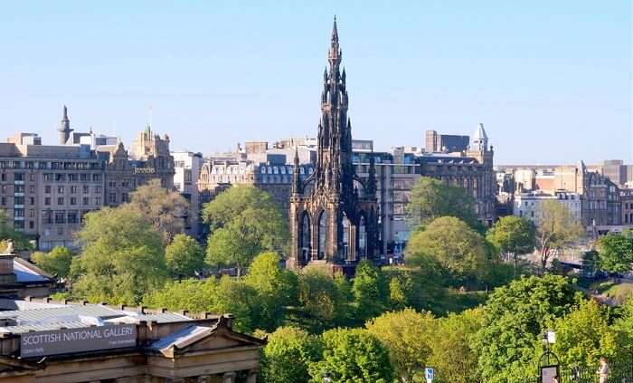 Scott Monument