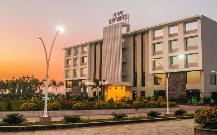 mp tourism hotels in ujjain