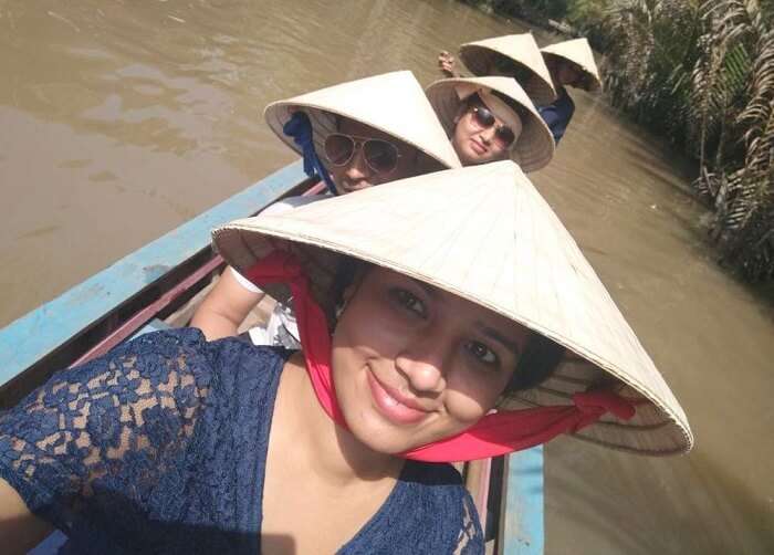 pallavi vietnam family trip: boat ride