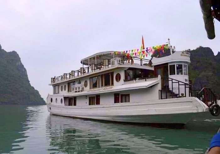 pallavi vietnam family trip: oriental sails cruise