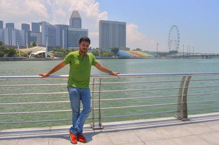 anshu singapore trip: sushant at waterfront