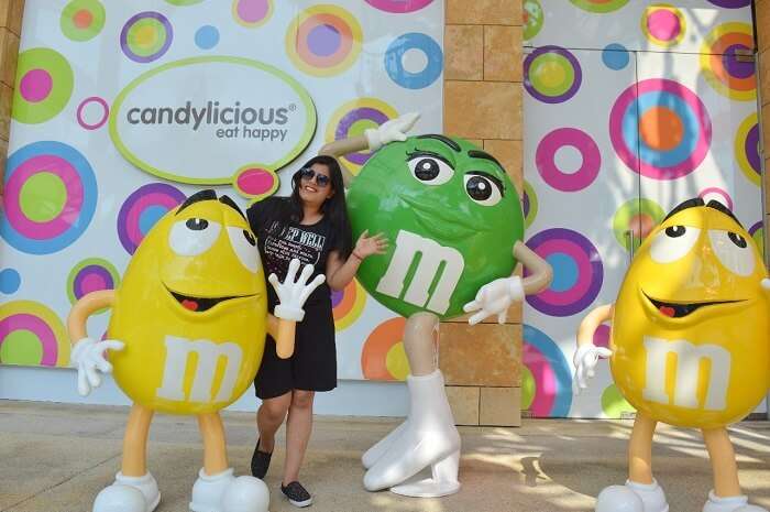 anshu singapore trip: universal studios mnm's