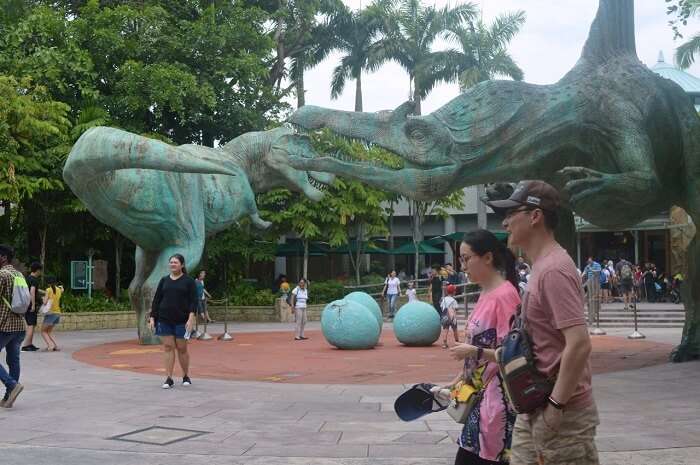 anshu singapore trip: dinosaurs