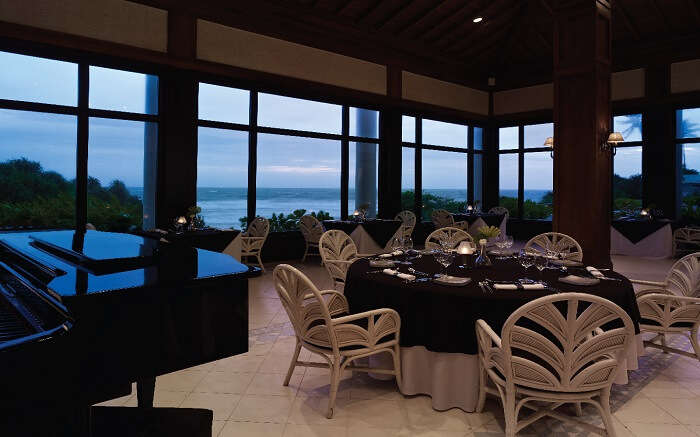 Sea View Restaurant in Bentota