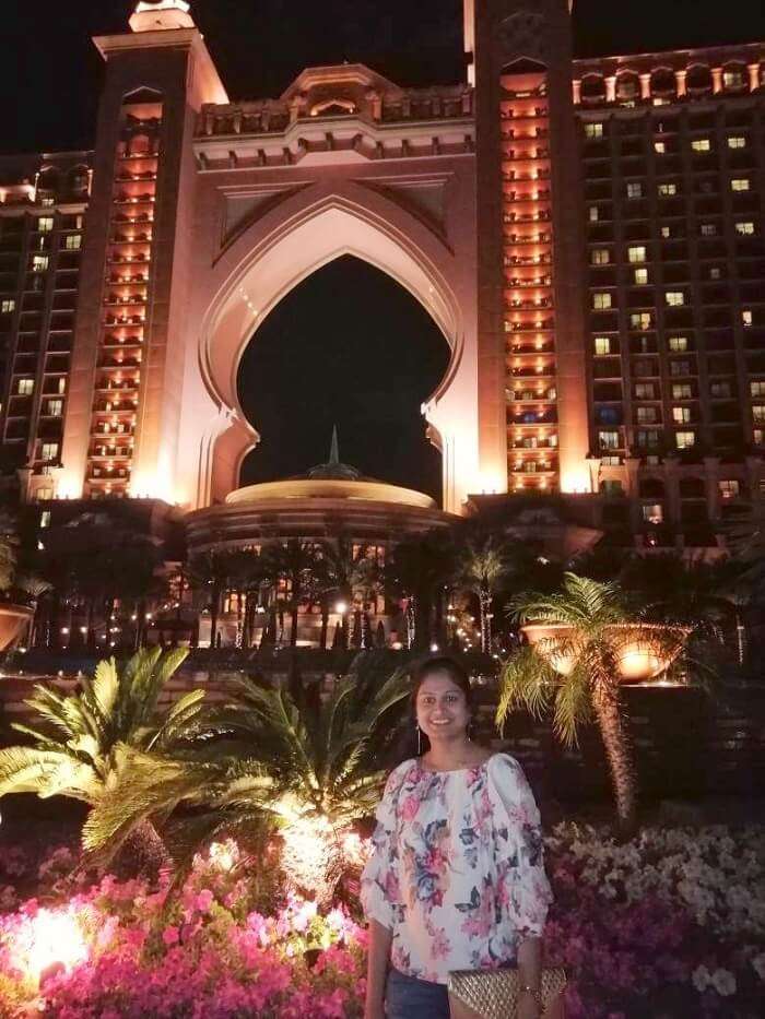 ashish singhal dubai honeymoon trip: outside atlantis