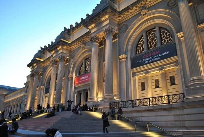 it’s commonly called is the biggest art museum in the US