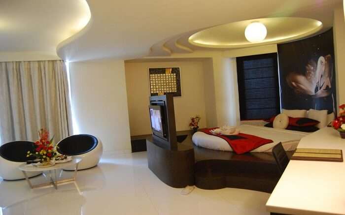 Barsana Hotel & Resort 