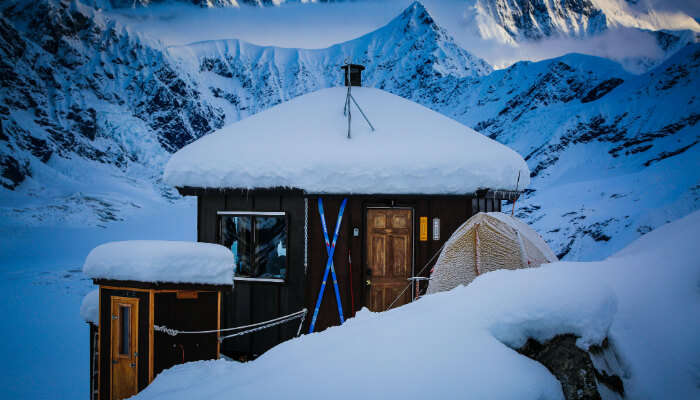 Mountain House in Alaska