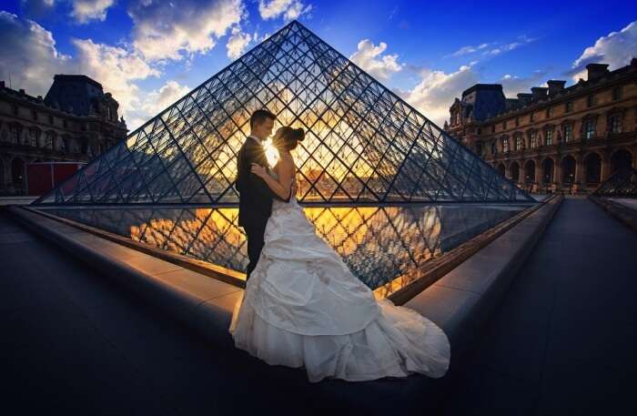 Luxury Bride Paris Wedding Honeymoon Background