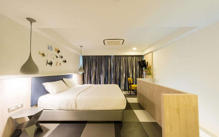 a classy bedroom of Krabi Sea Bass Hotel 