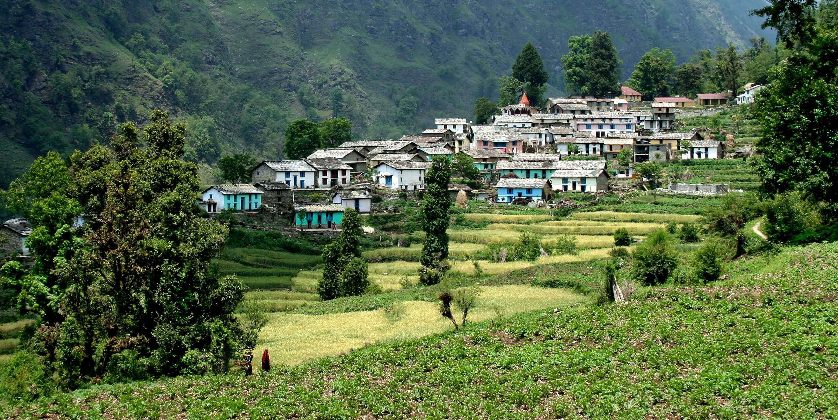 the gorgeous Khati Village amid mountains 