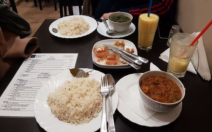 Bangla Bufe Premium- Indulge with authentic Bangladeshi food ss20072018