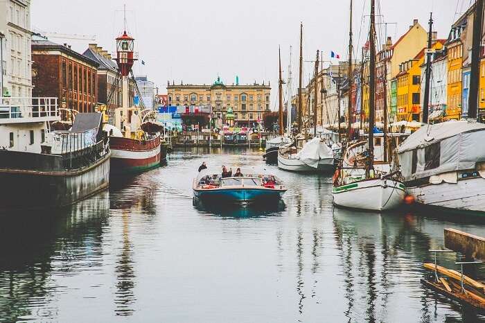 boat tour in copenhagen