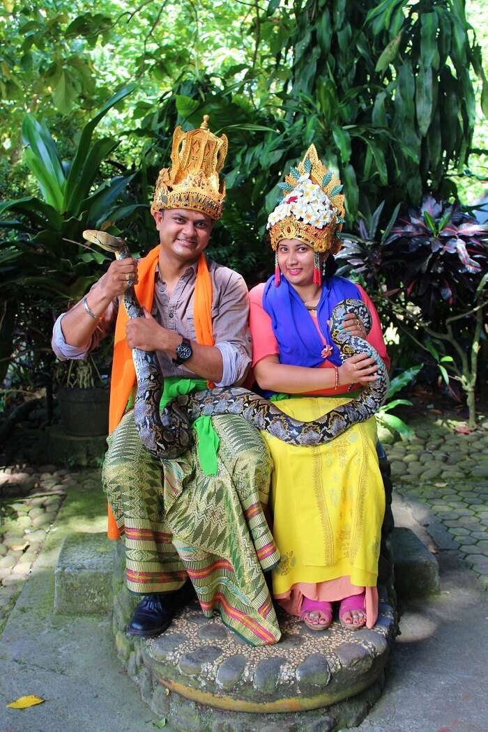 couple in traditional attire at Taman Ayun Temple
