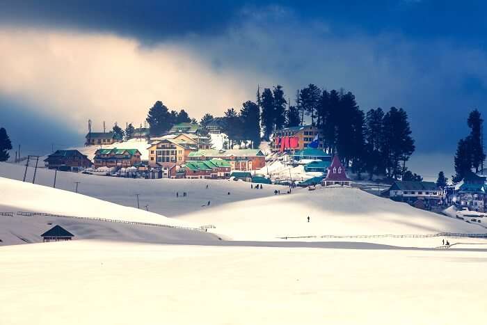 gulmarg snow kashmir