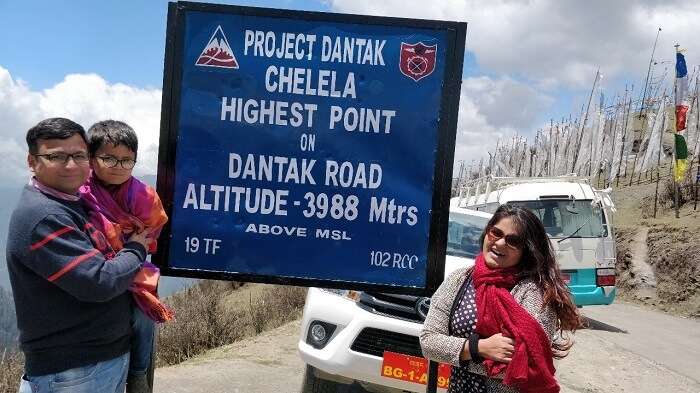 rohit bhutan family trip travelogue chele la pass