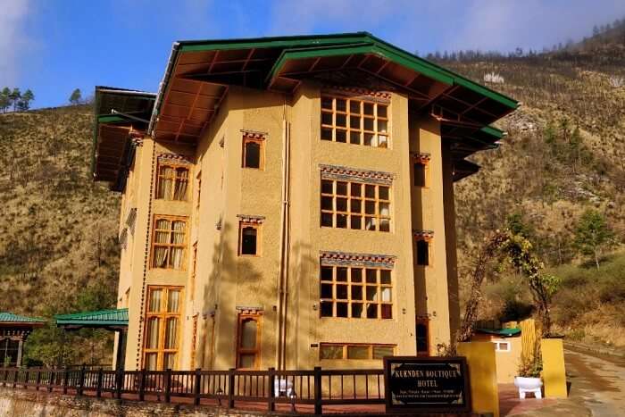 rohit bhutan family trip travelogue thimphu hotel