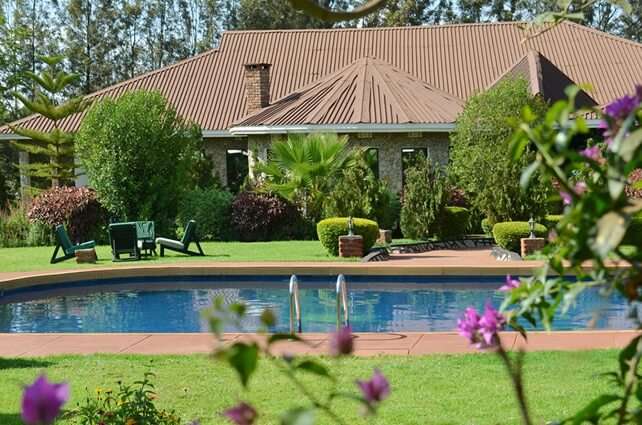 Bougainvillea Safari Lodge