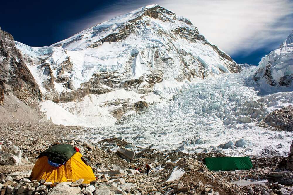 camping in mountains